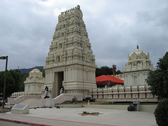 Malibu-Hindu-Temple,-California,-United-States